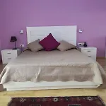 Hotel & Restaurant White