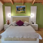Hotel & Restaurant White