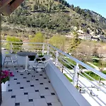 Hotel & Restaurant White 3*