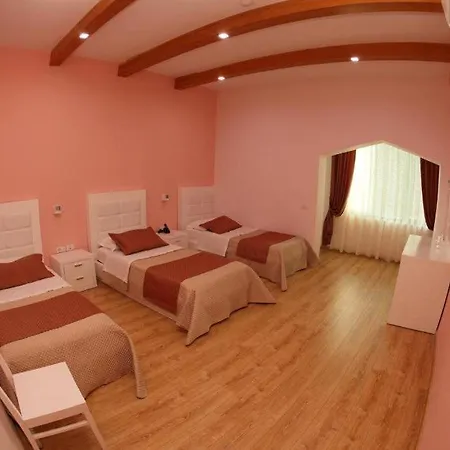 & Restaurant White 3* Berat