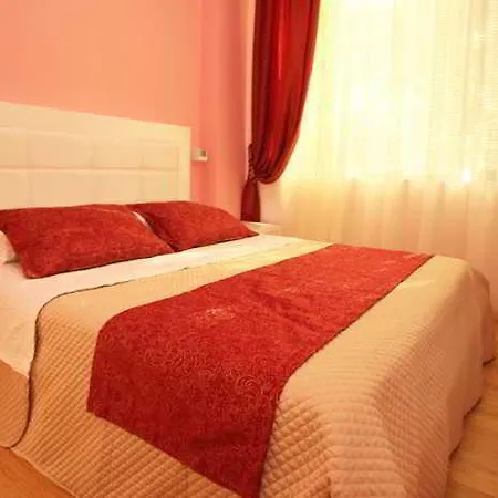 & Restaurant White Berat