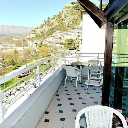 & Restaurant White 3*