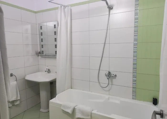 & Restaurant White 호텔