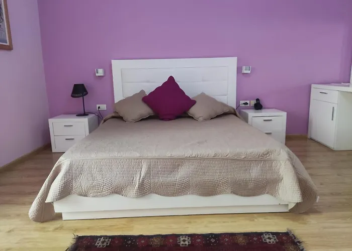 호텔 & Restaurant White