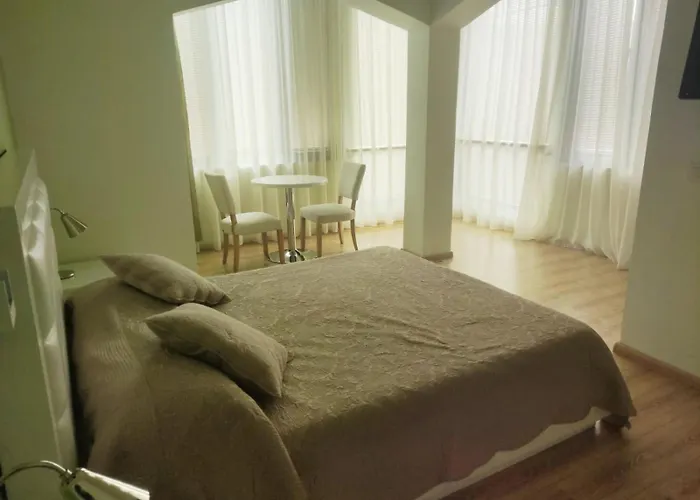 & Restaurant White 3*