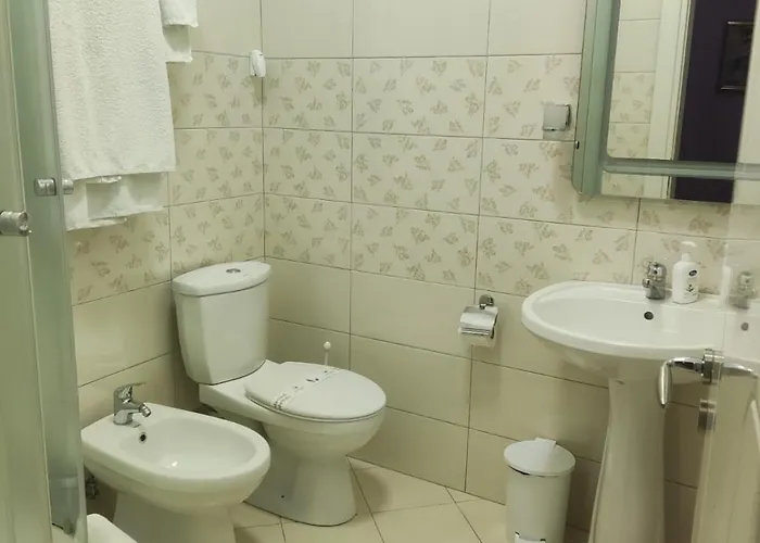 호텔 & Restaurant White 베라트