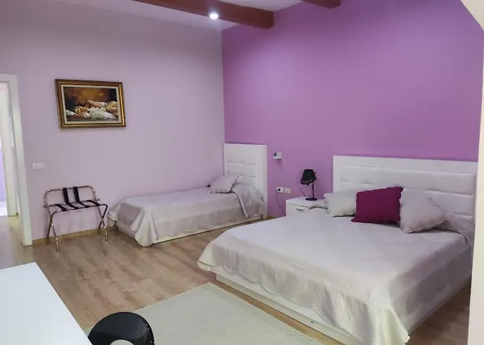 & Restaurant White 호텔 베라트