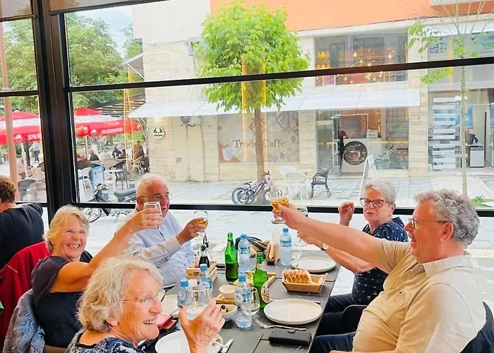 호텔 & Restaurant White 베라트