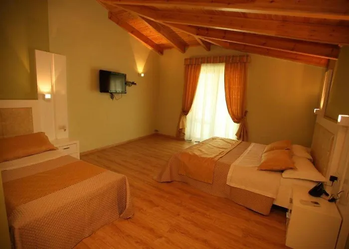 & Restaurant White 호텔