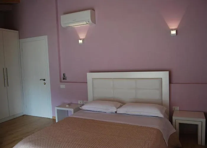 & Restaurant White 호텔 베라트