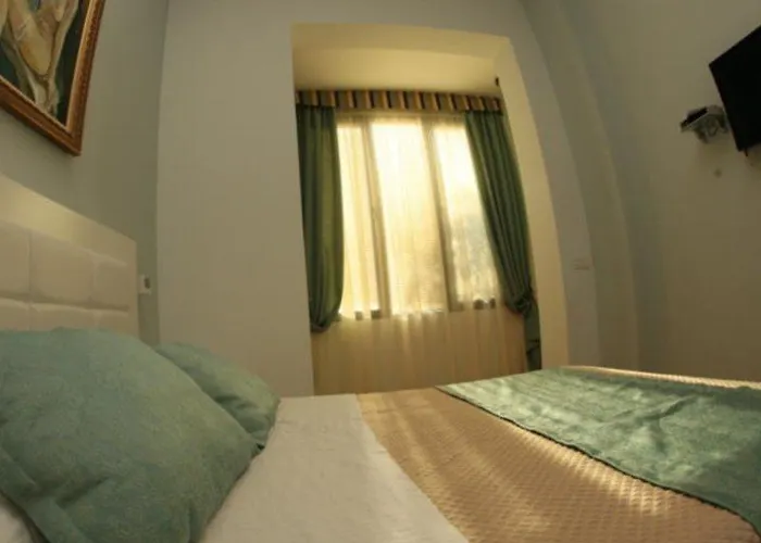 호텔 & Restaurant White